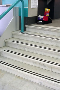 marmeren winkel trap antislip geven